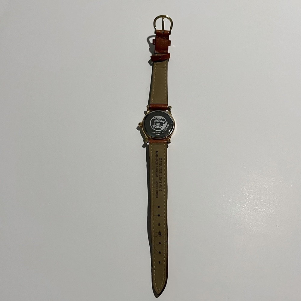 Vintage Winnie the Pooh & Friends Disney Parks Watch with Brown Leather Strap - Picture 6 of 13